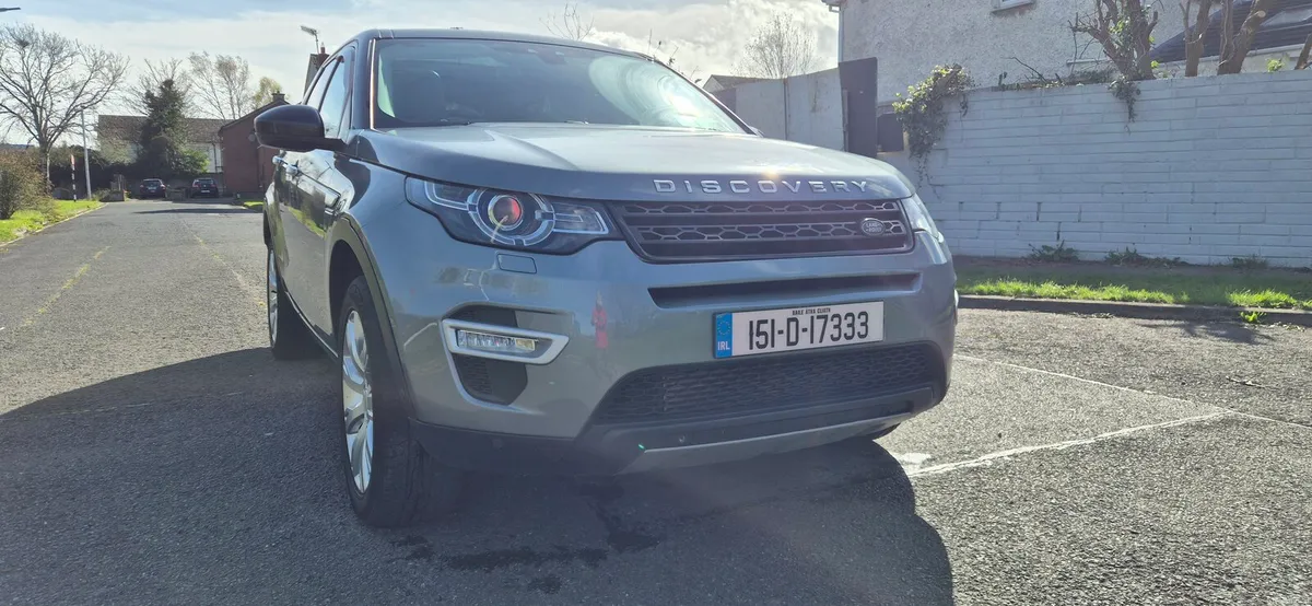 Land Rover Discovery 2015 HSE LUX | 2.2L SD4 7S - Image 1