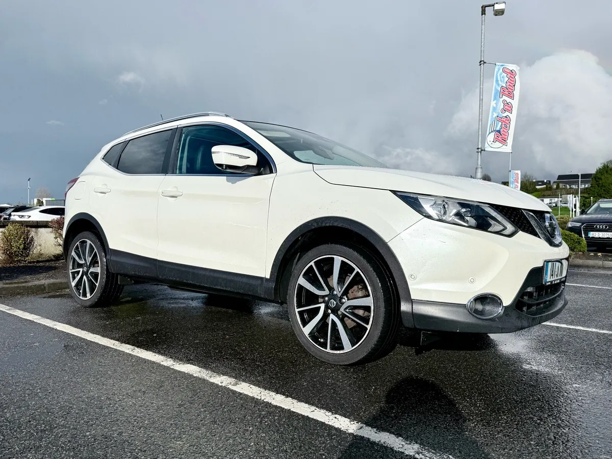 Nissan Qashqai Tekna - Image 1
