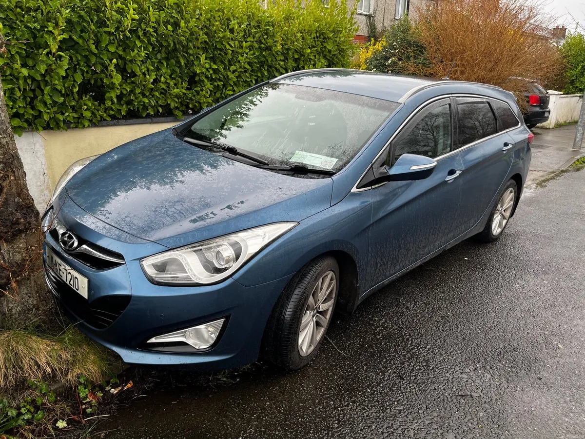 Hyundai i40 2011 (Engine Needs Attention) - Image 1