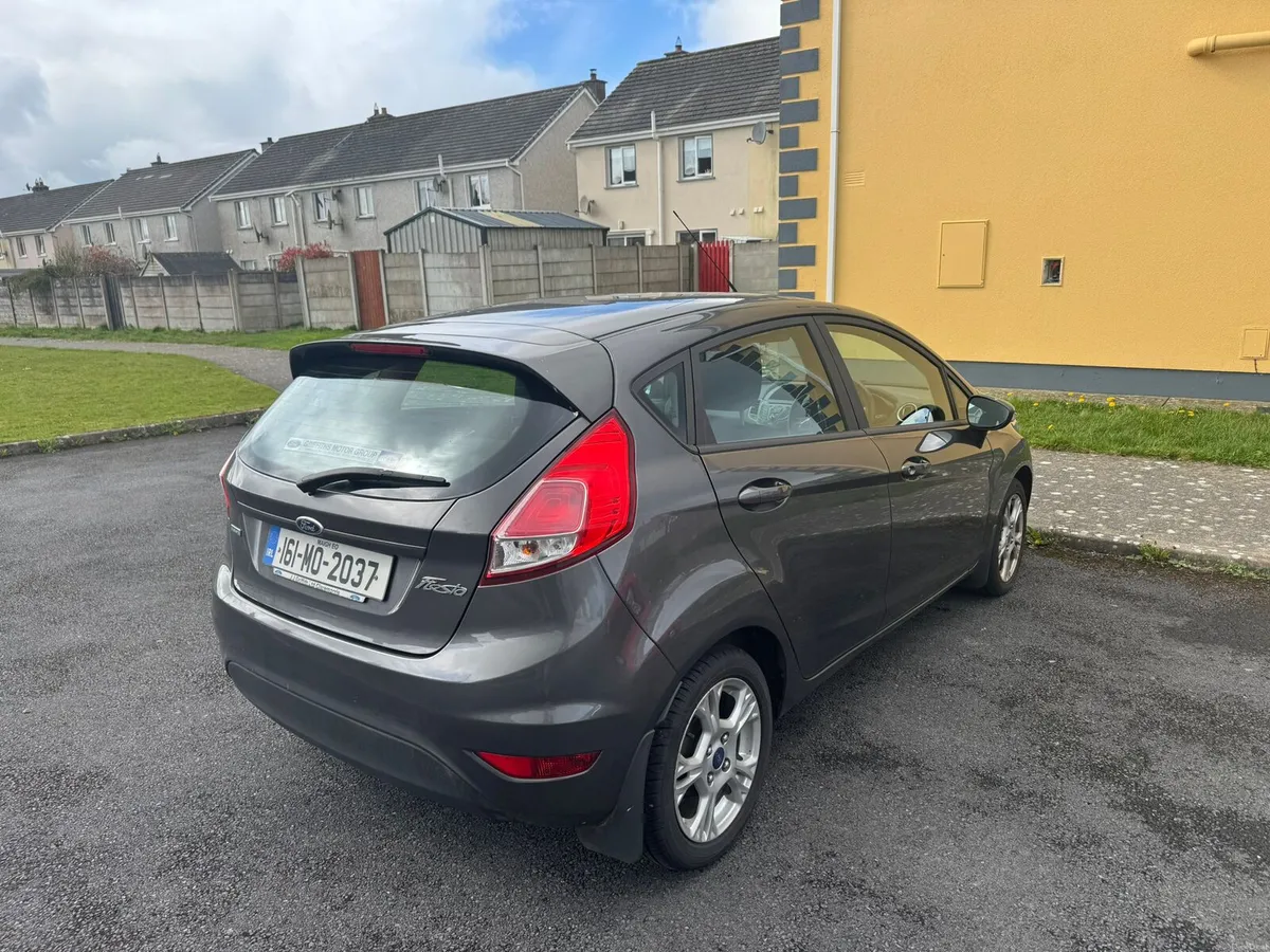 Ford Fiesta 2016 - Image 4