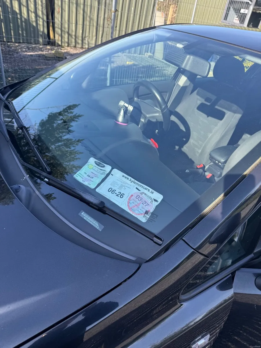 Opel Corsa 2014 - Image 2