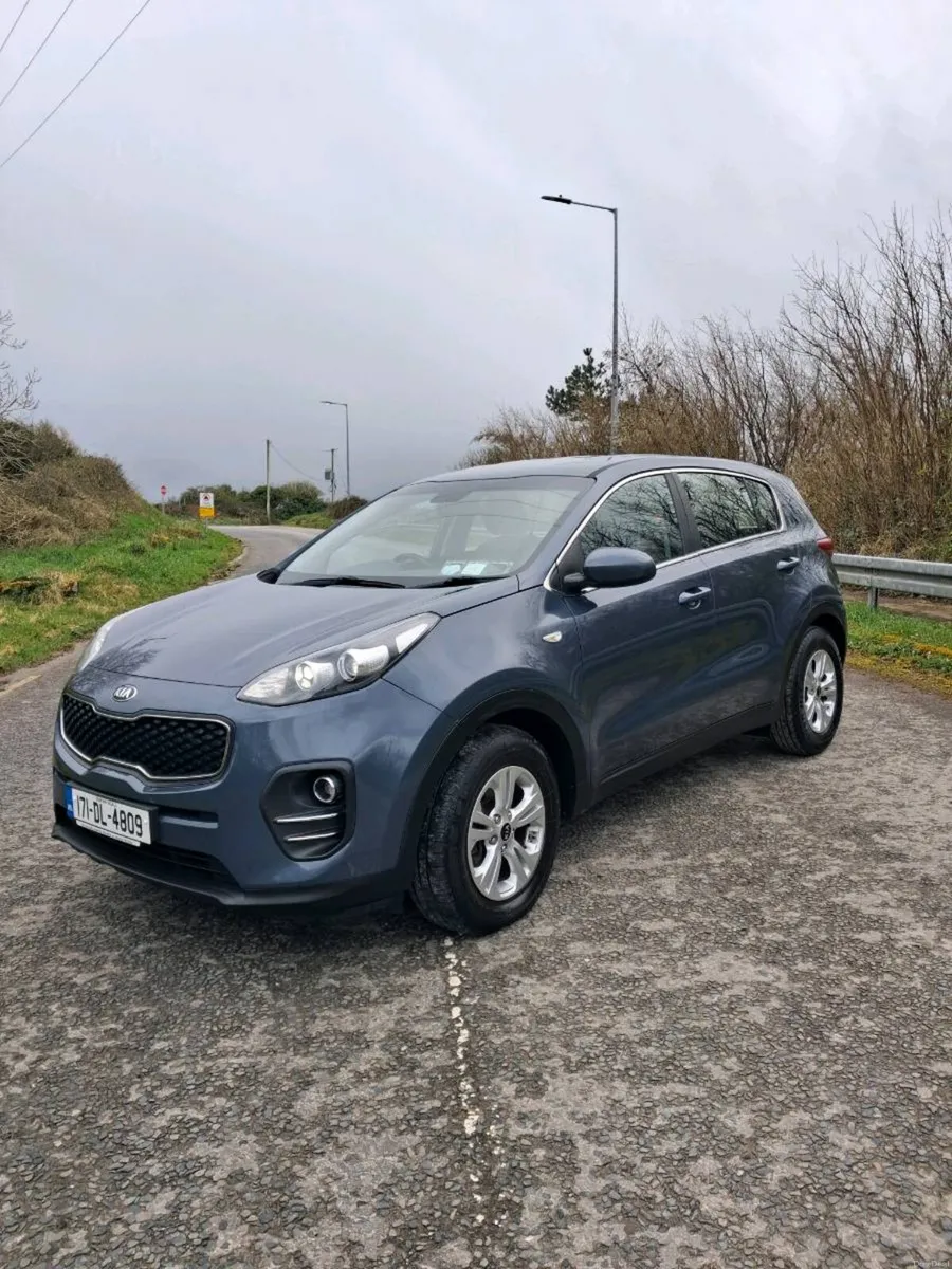 2017 kia sportage - Image 1