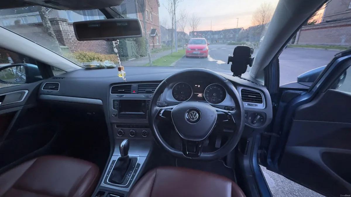 Volkswagen Golf 2015 - Image 3