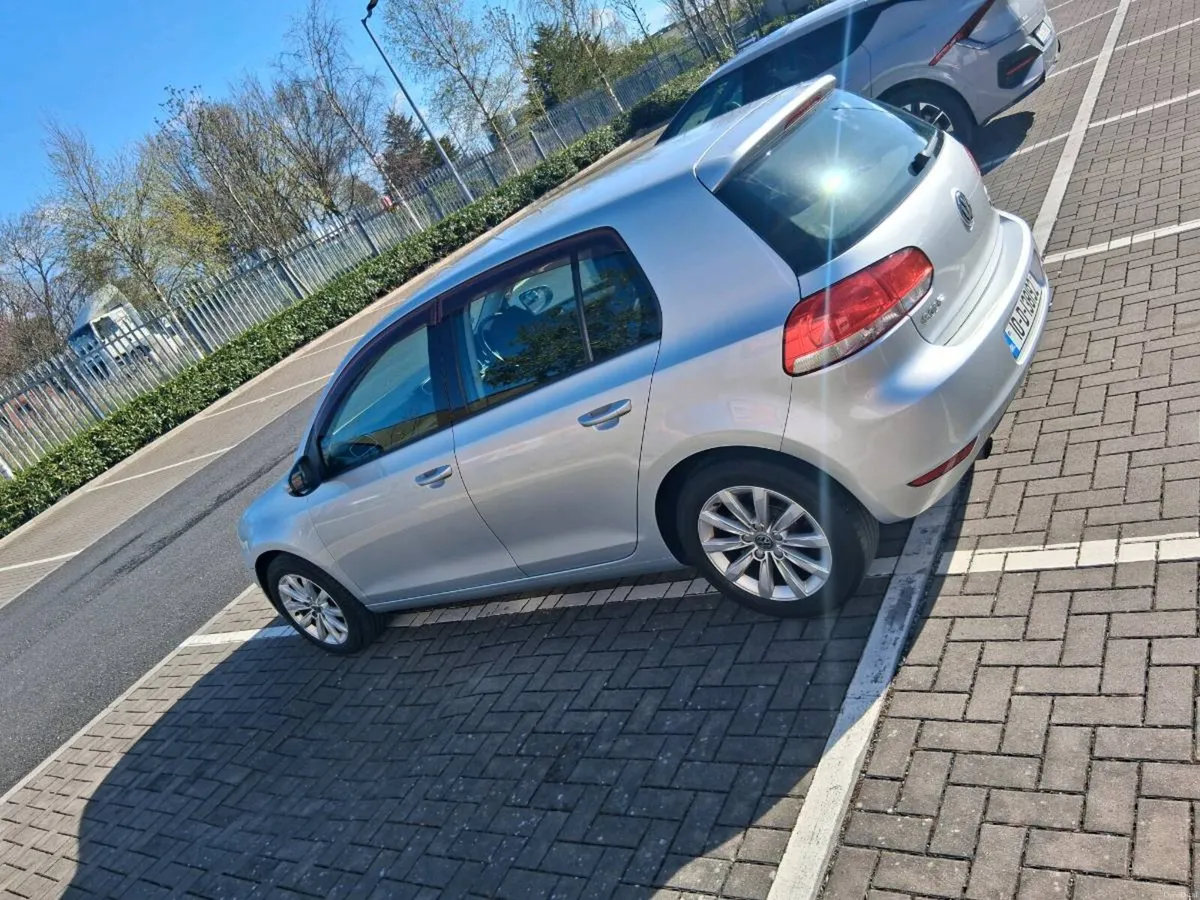 “VW Golf DSG Automatic – Only 51,000km – Fresh NCT - Image 4