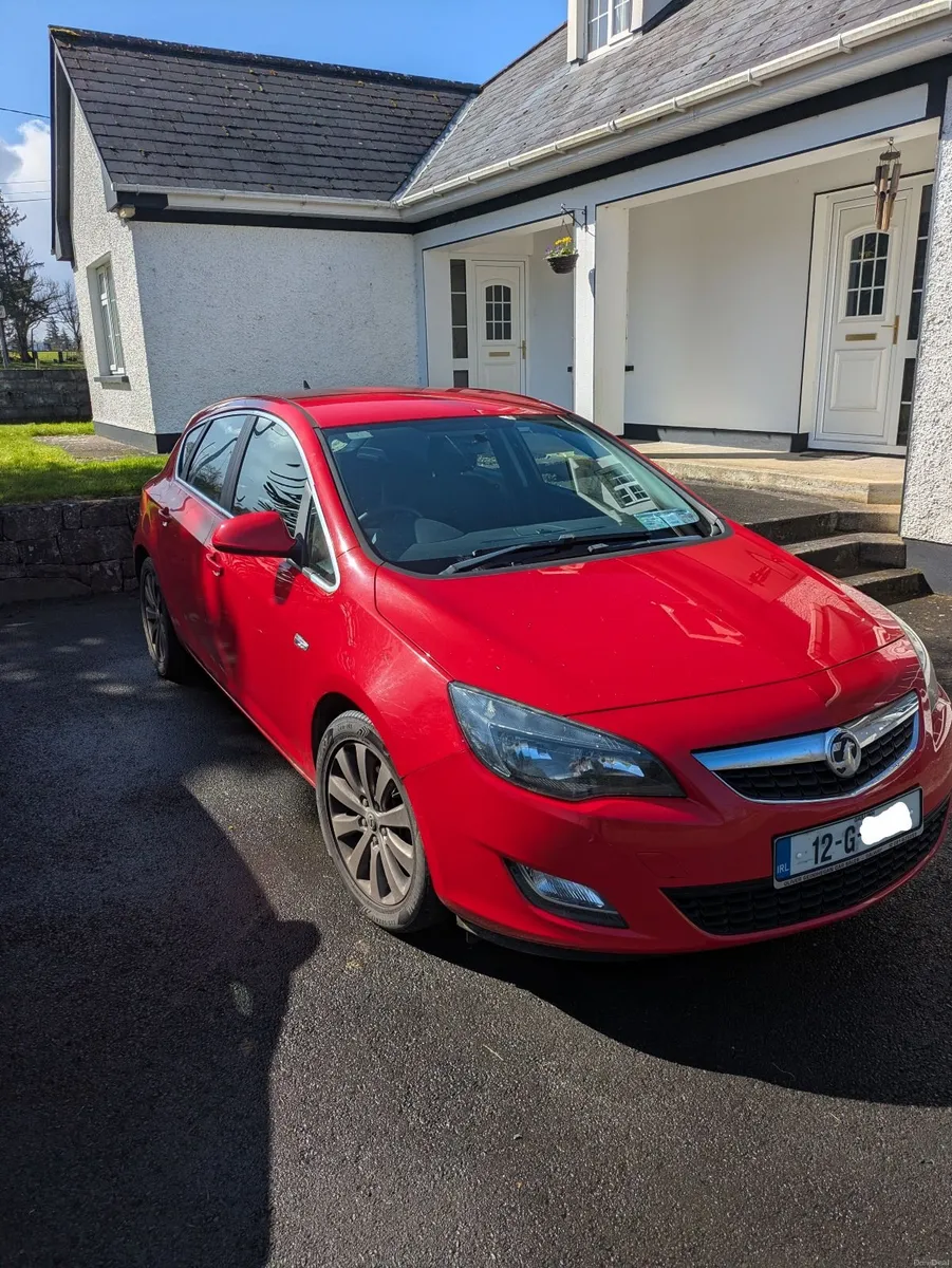 Vauxhall Astra 2012 - Image 2