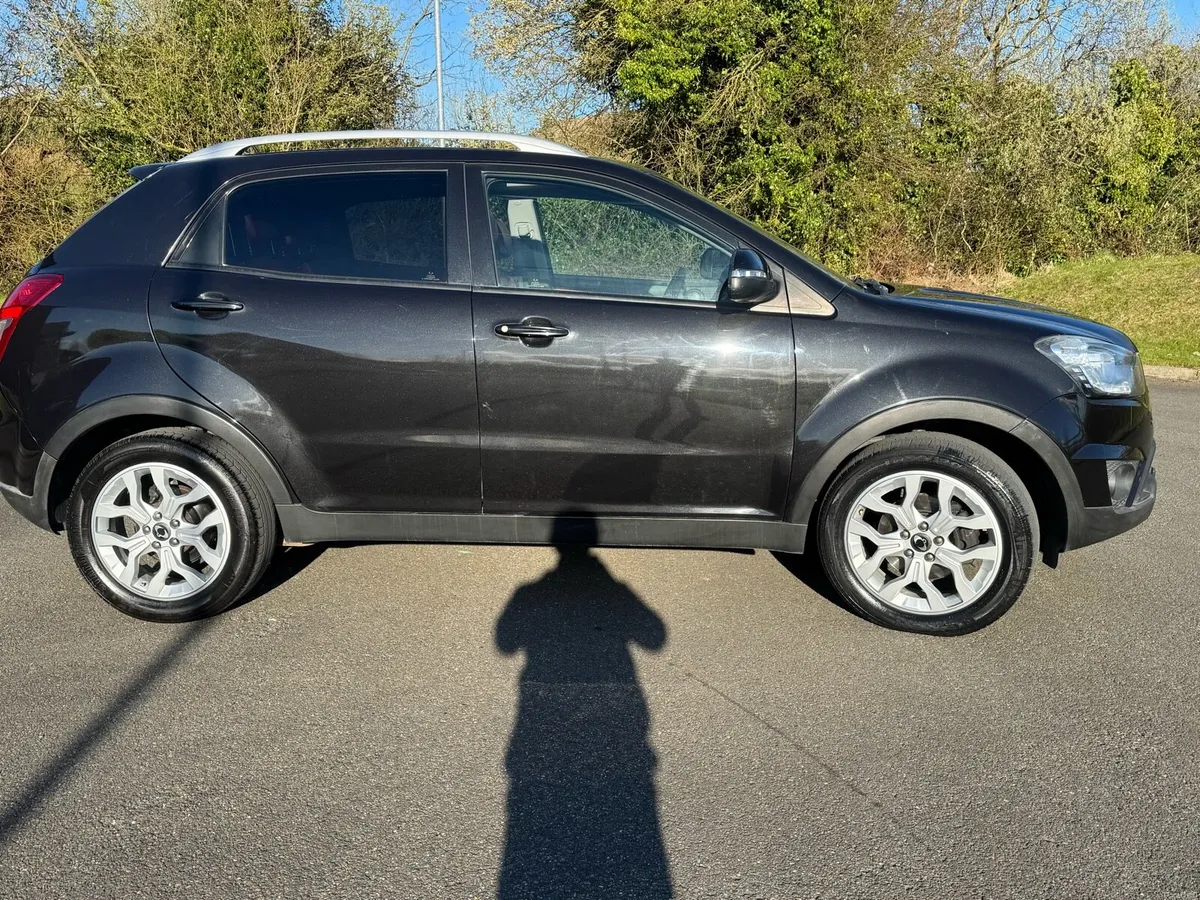 SSANGYONG  KORANDO - Image 3