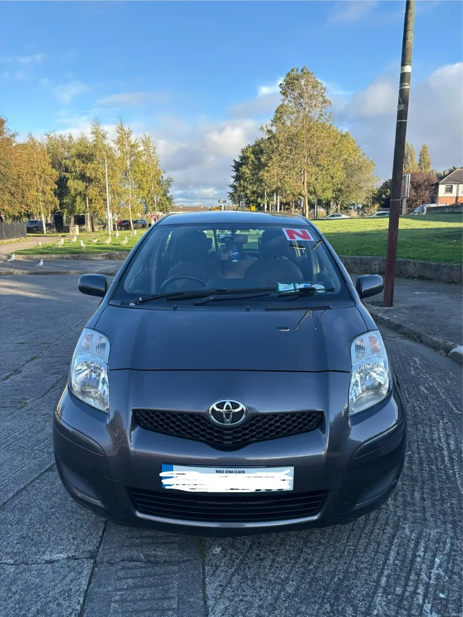 TOYOTA YARIS TR 1.3 - Image 1