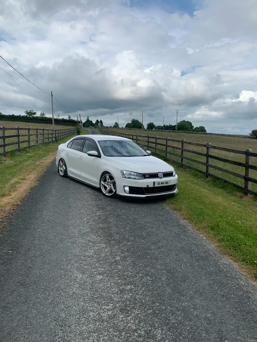 Vw Jetta - Image 4