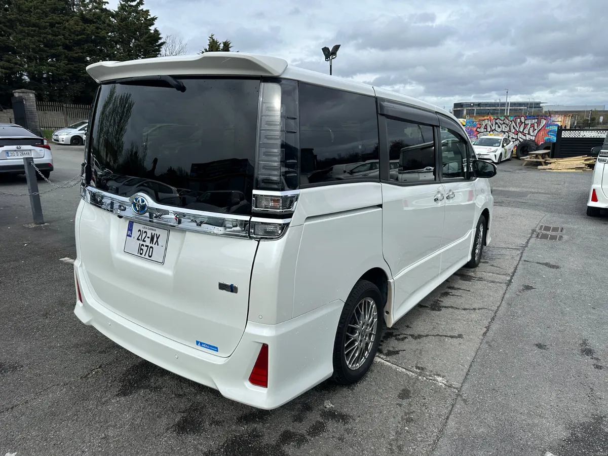 2021 Toyota Voxy 1.8L Automatic Hybrid Low Miles - Image 4