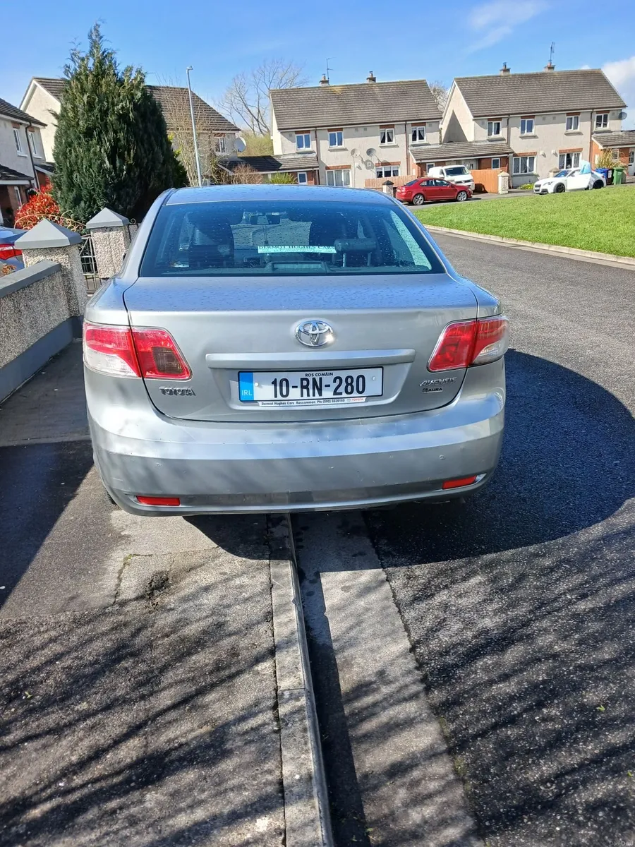 Toyota Avensis 2010 price in ad - Image 3