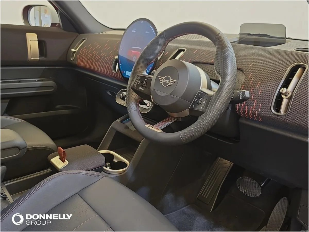 MINI Countryman Electric Hatchback SE Sport - Image 4