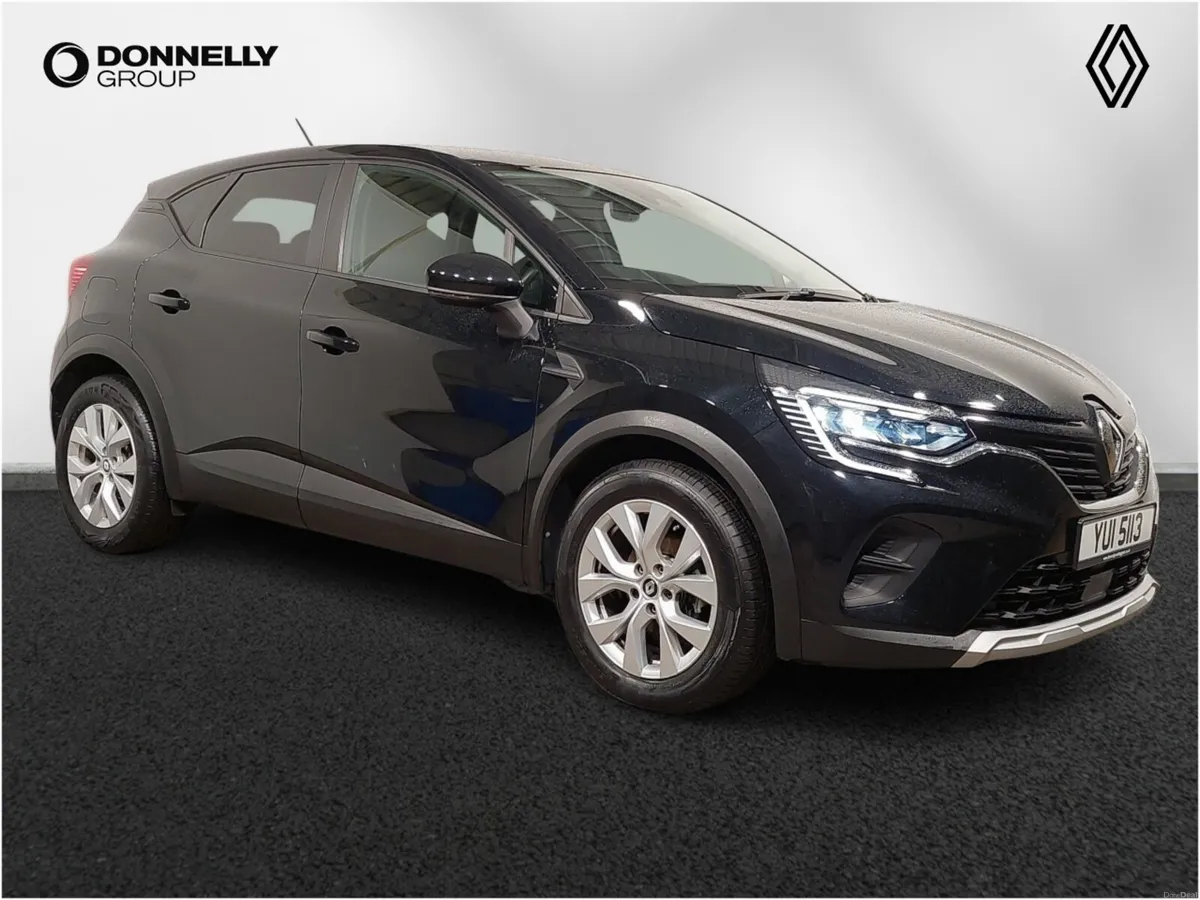 Renault Captur Hatchback Iconic Edition - Image 1