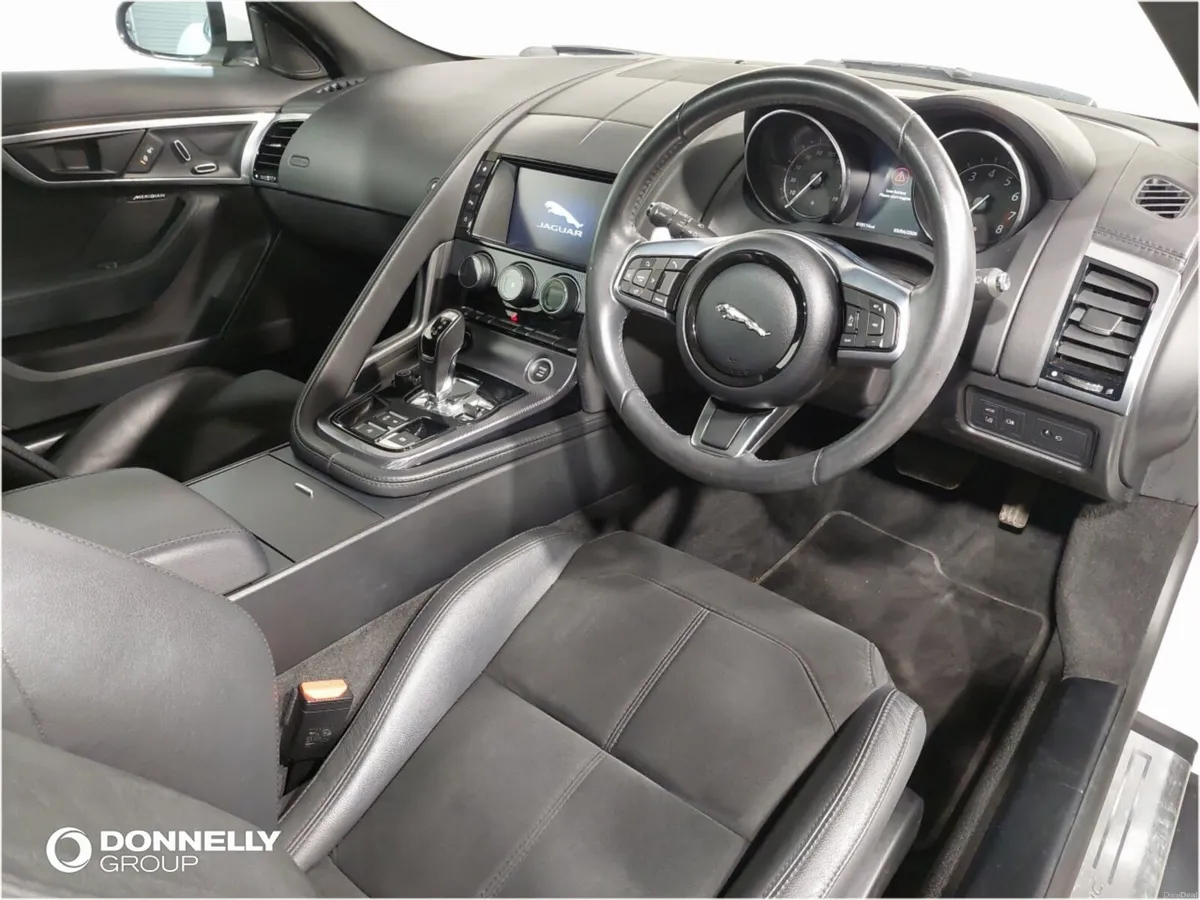 Jaguar F-TYPE Coupe R-Dynamic - Image 4
