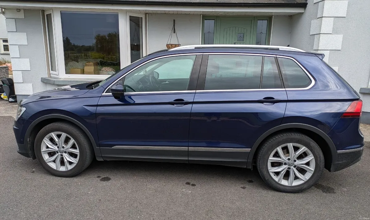 VW Tiguan Highline 2.0 TDi 150bhp - Image 2