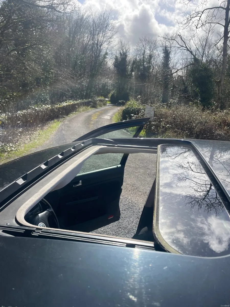 Volkswagen Golf 2003 - Image 4