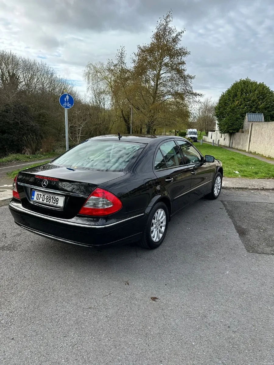 For Sale Mercedes-Benz E-Class 2007 - Image 1
