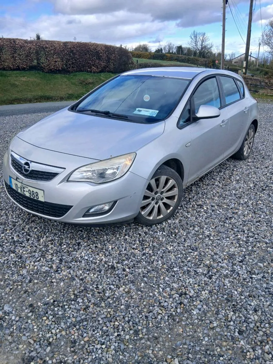 2010 astra  diesel - Image 1