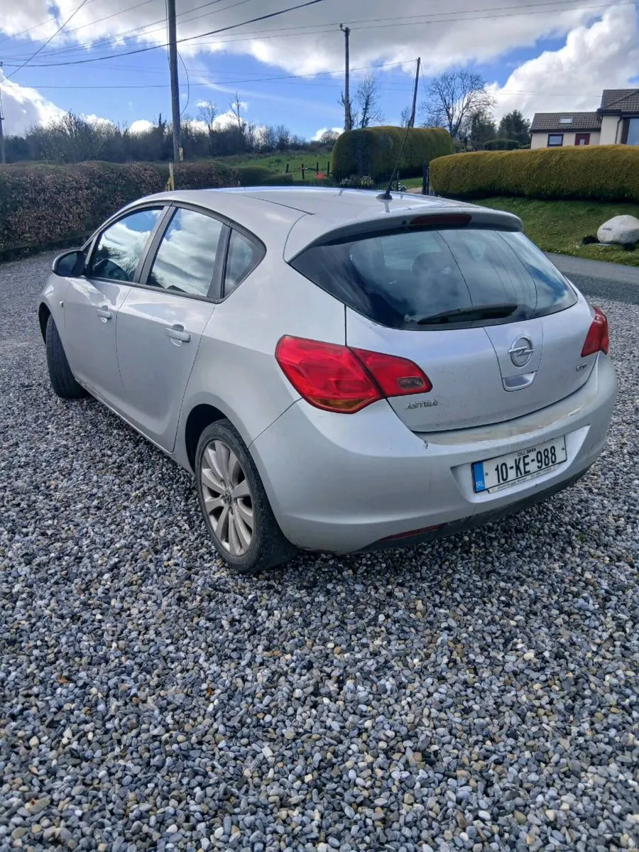 2010 astra  diesel - Image 4