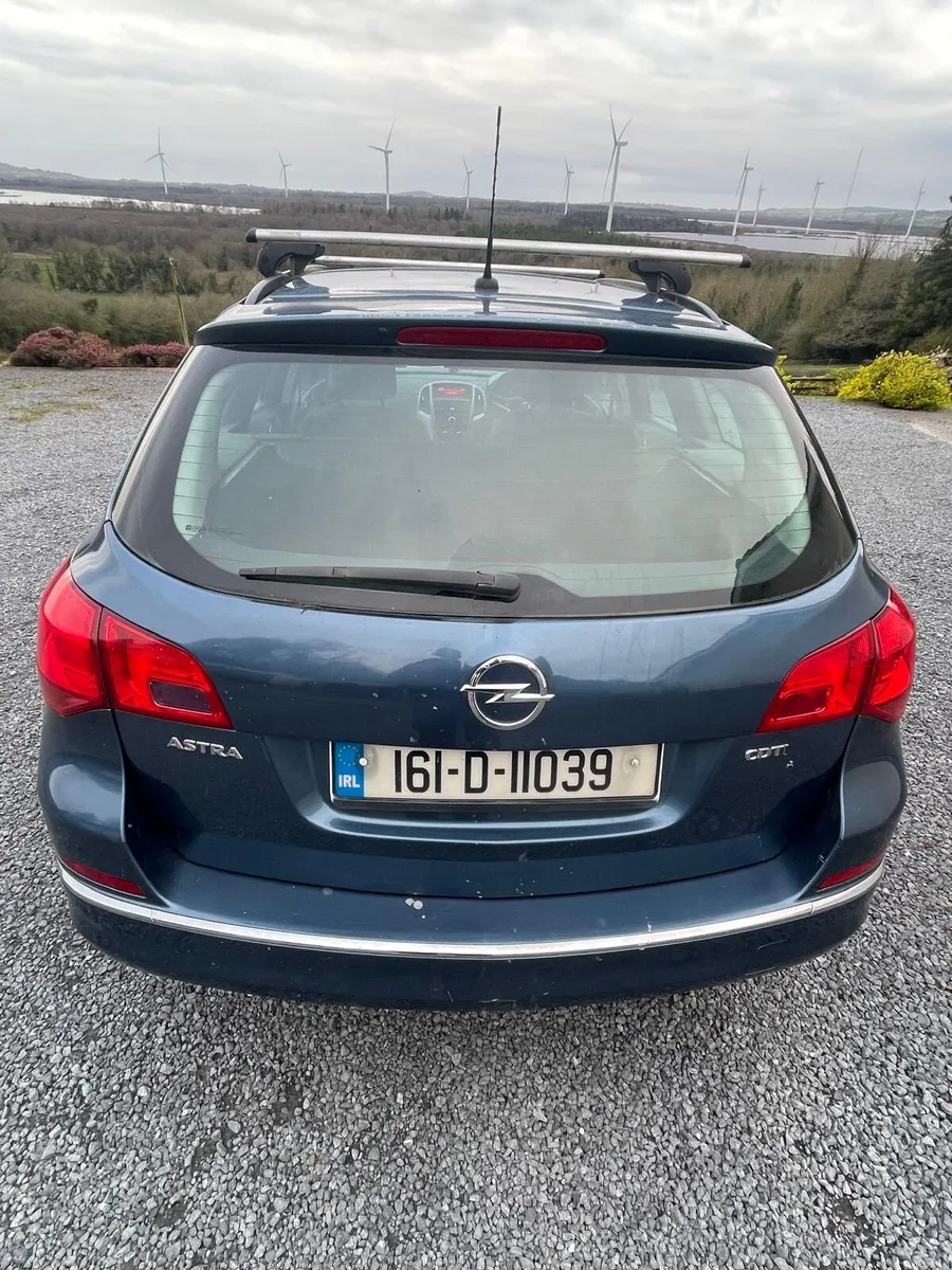 2016 Opel Astra - Image 4