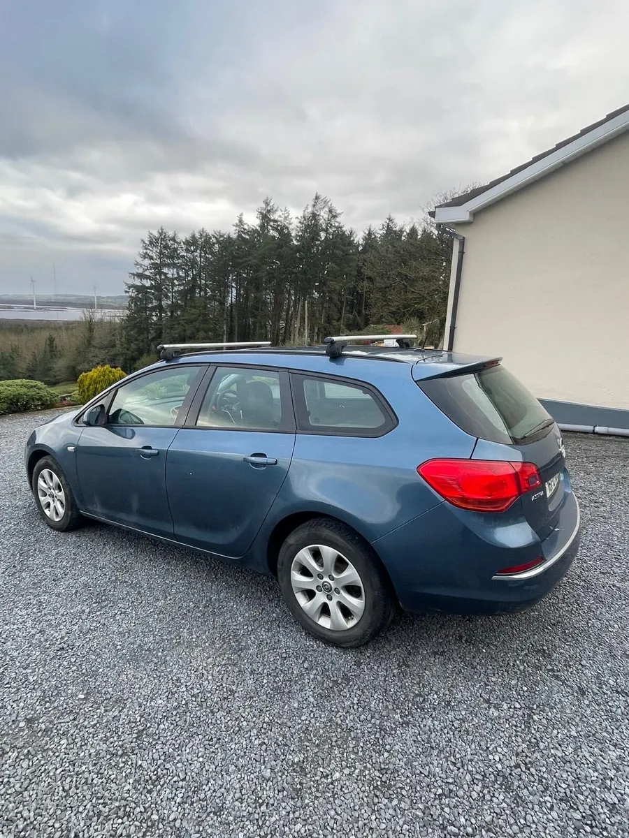 2016 Opel Astra - Image 2