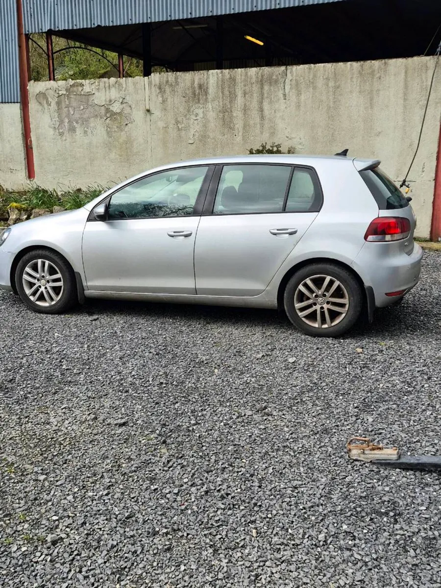 Volkswagen Golf  1.6 diesel 2010 - Image 3