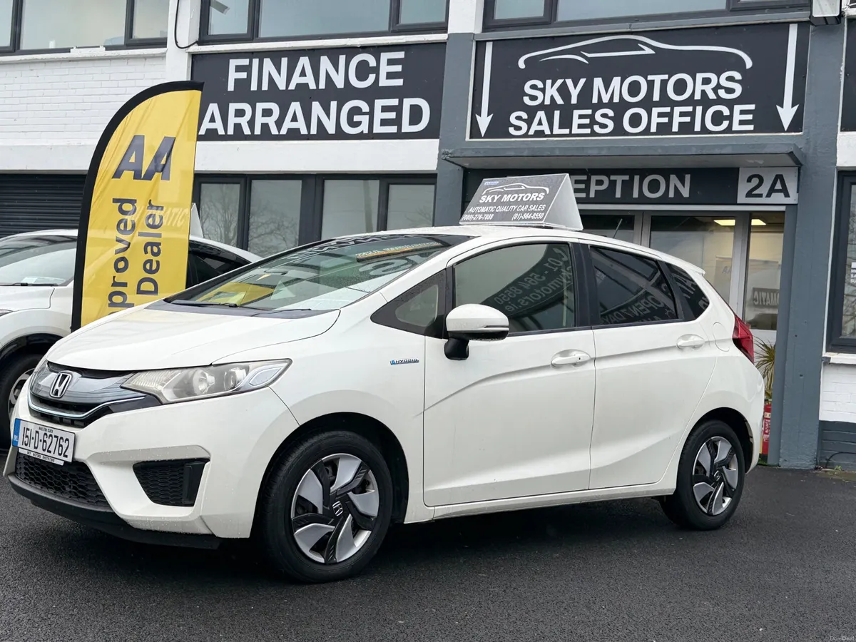 2015 Honda Fit 1.5 Hybrid Automatic , - Image 4