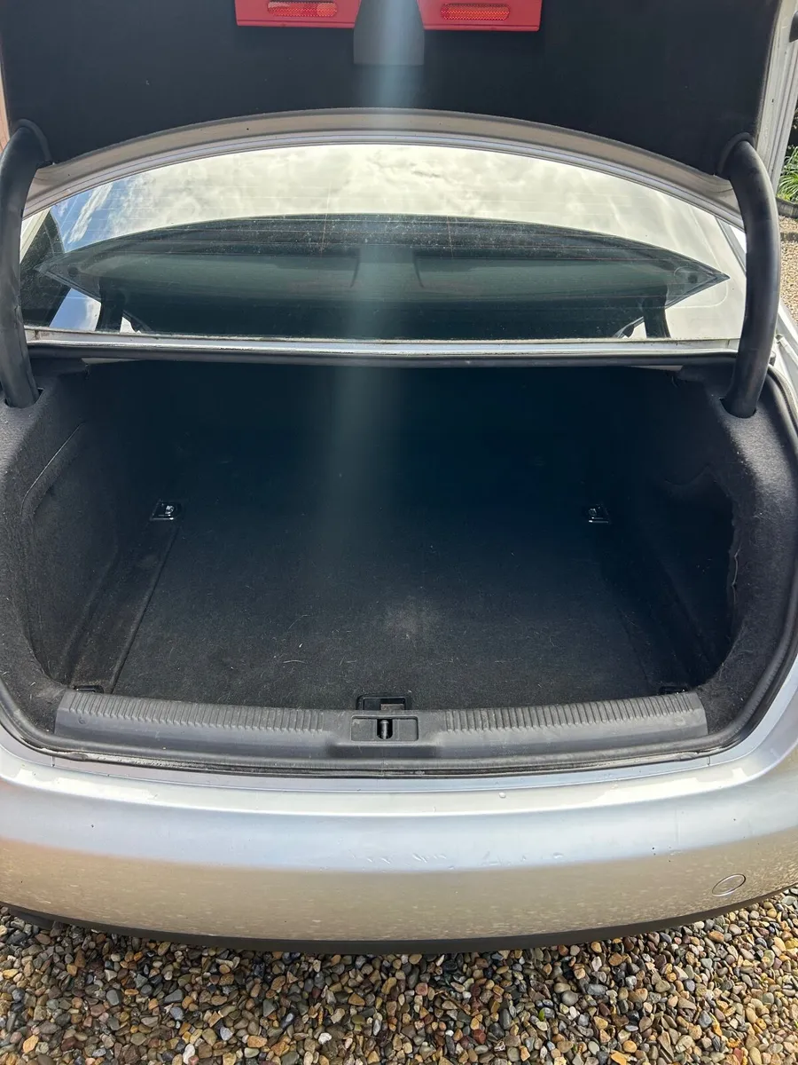 Audi A4 2011 - Image 3