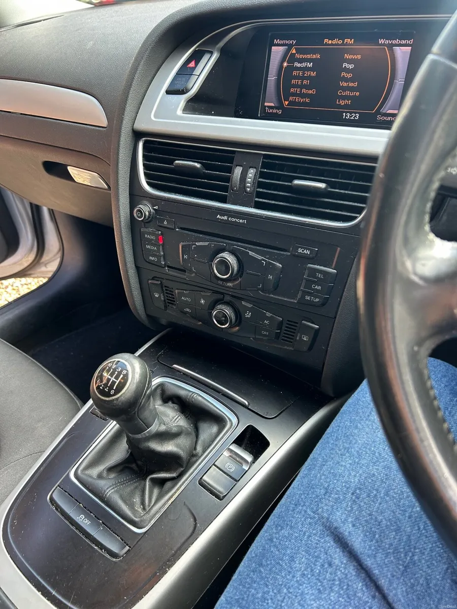 Audi A4 2011 - Image 4