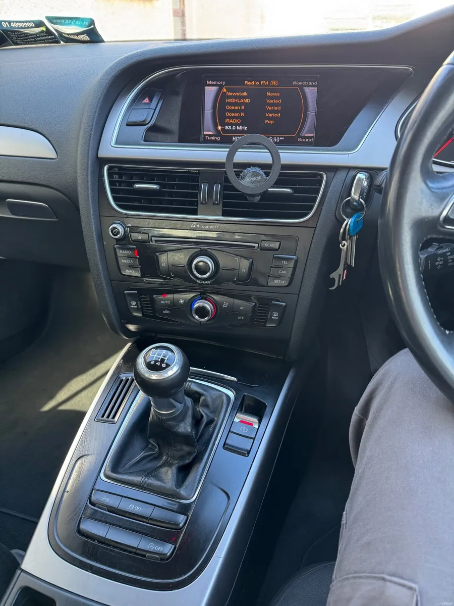 Audi A4 2013 - Image 2