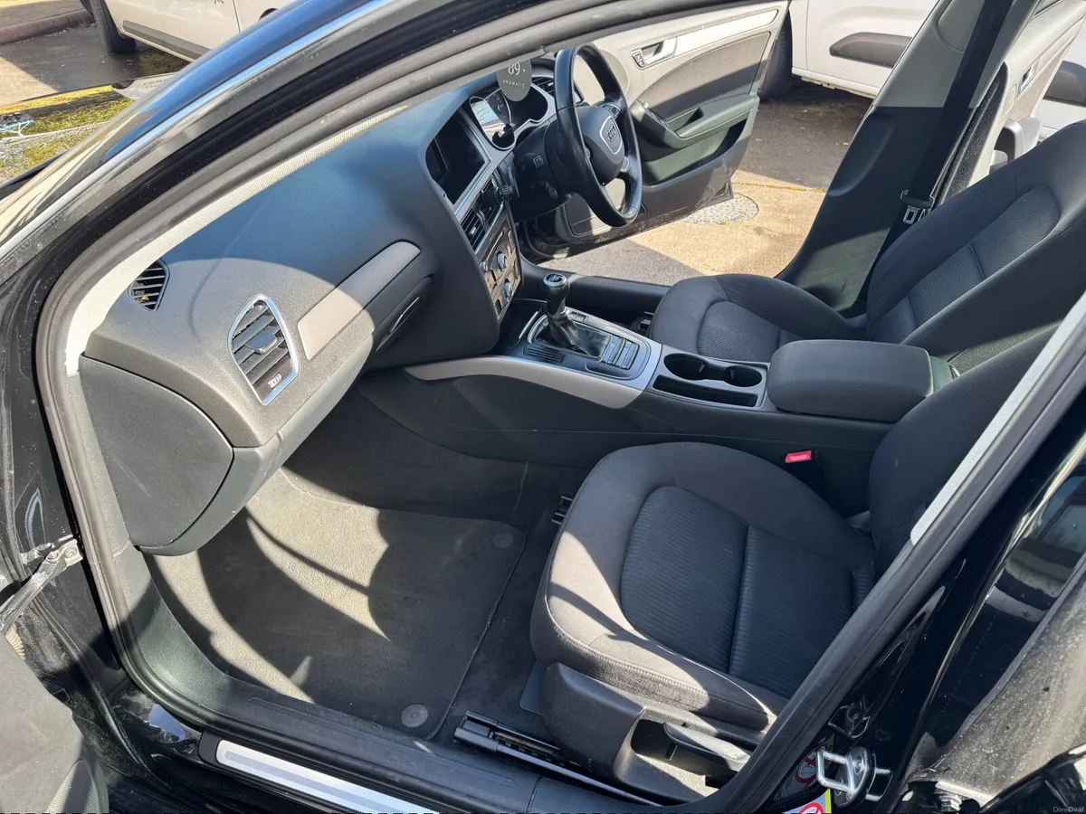 Audi A4 2013 - Image 4