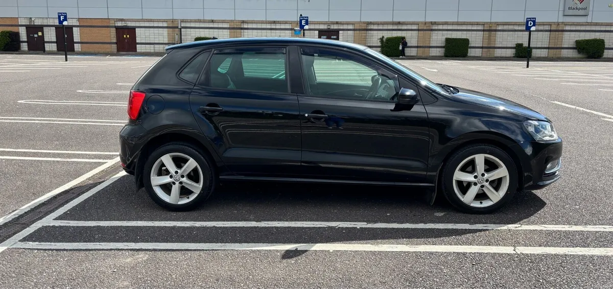 VW Polo 1.4 Diesel Auto Comfortline, Reverse Cam. - Image 3