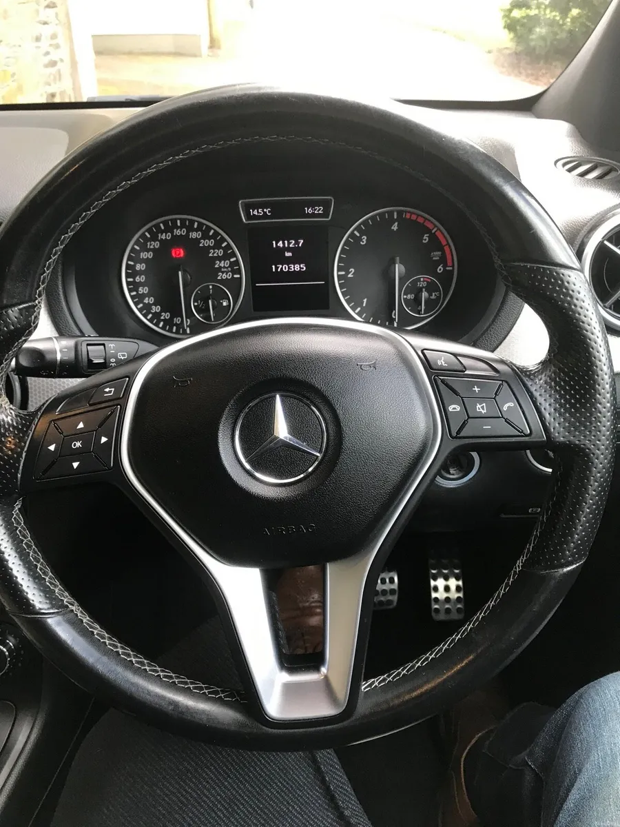 Mercedes B180 - Image 5