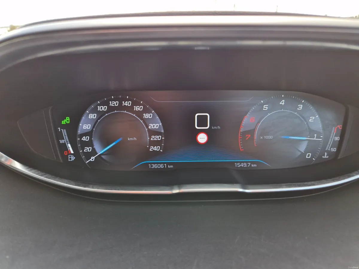 Peugeot 5008 2019 - Image 3