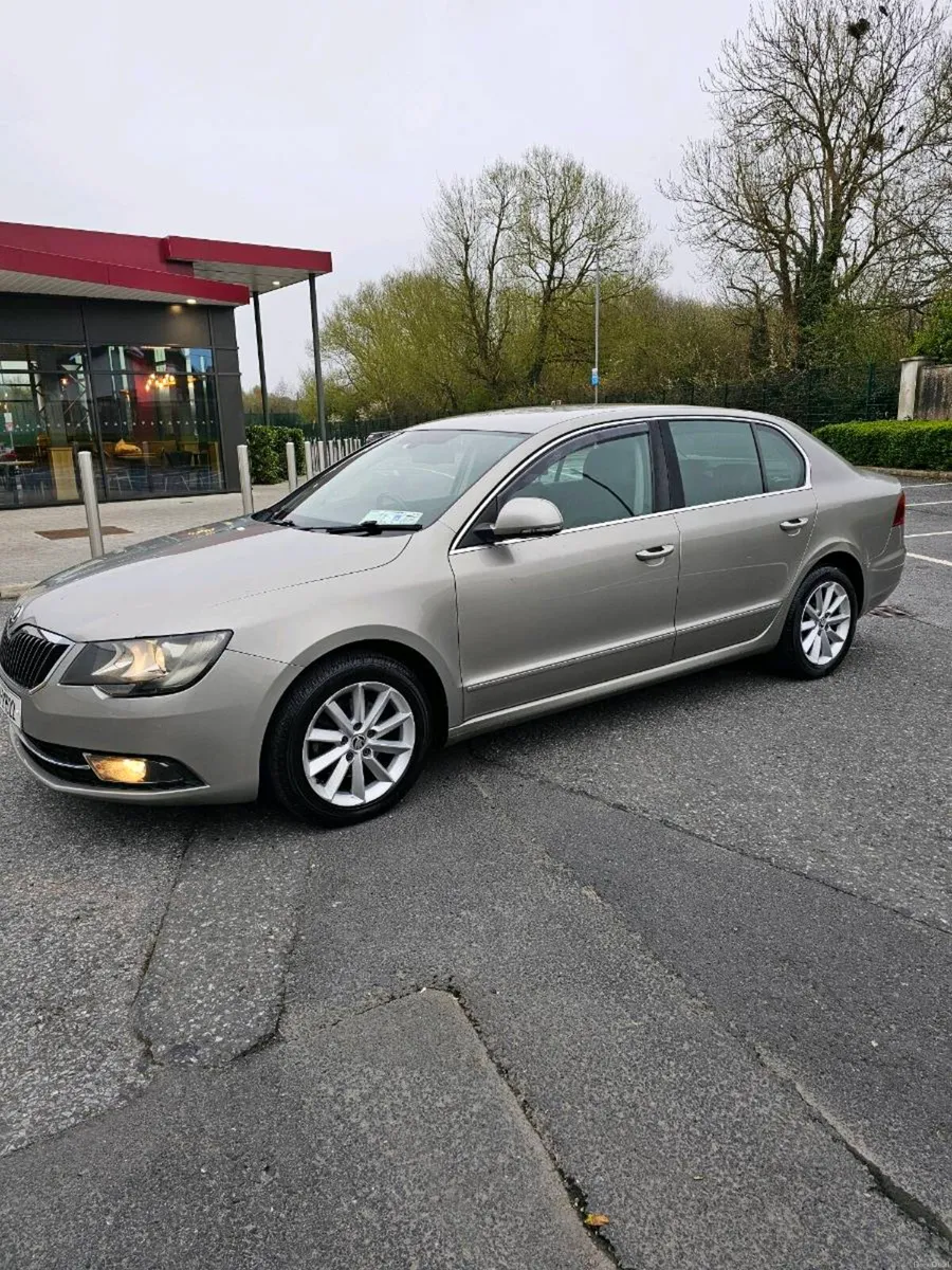 Skoda superb diesel 142€3500 0857693091 - Image 3