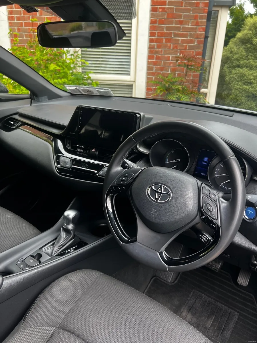 Toyota C-HR 2018 - Image 4