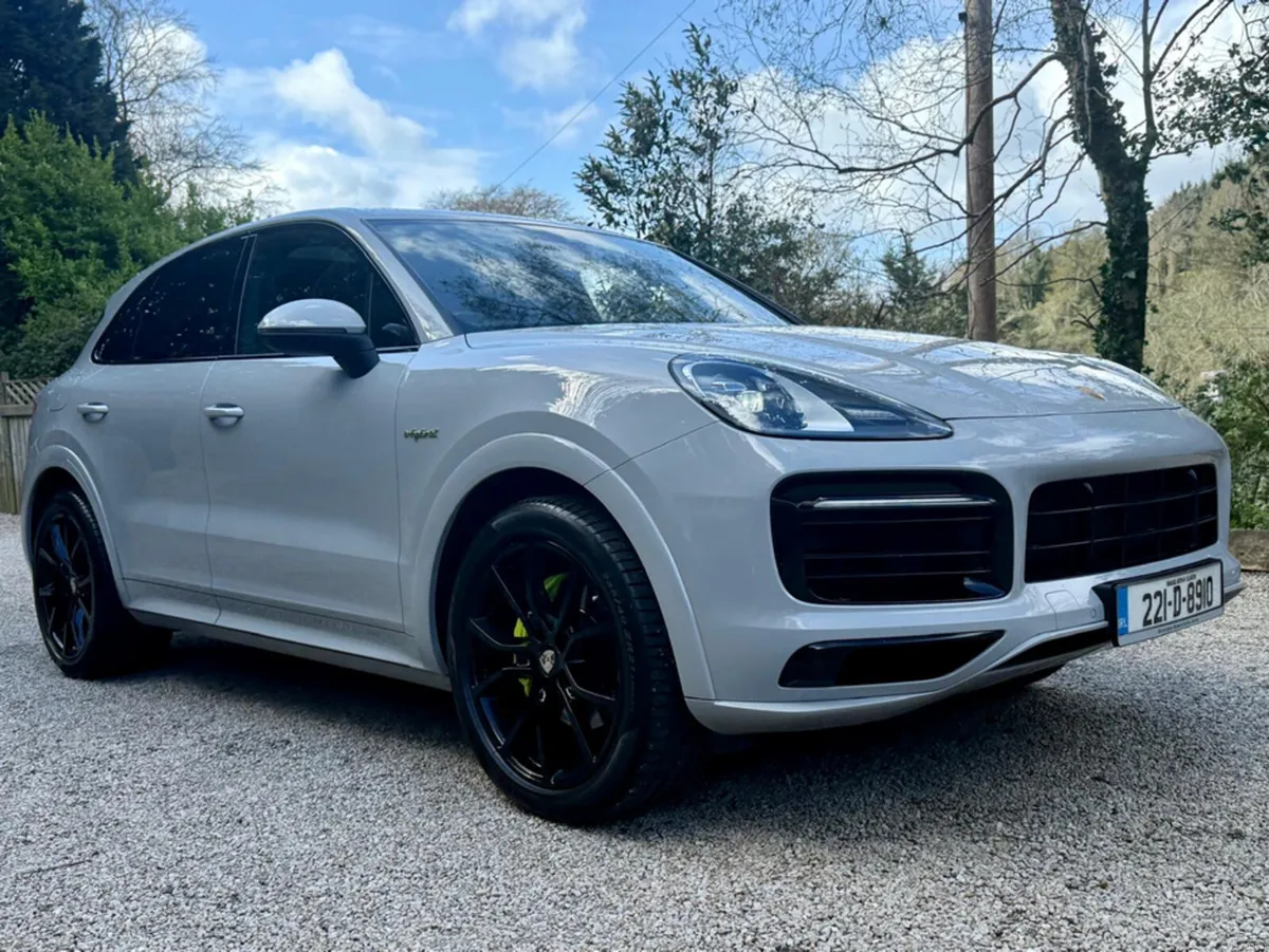 Porsche Cayenne E-HYBRID *Crayon…Sport Design…BOSE - Image 1