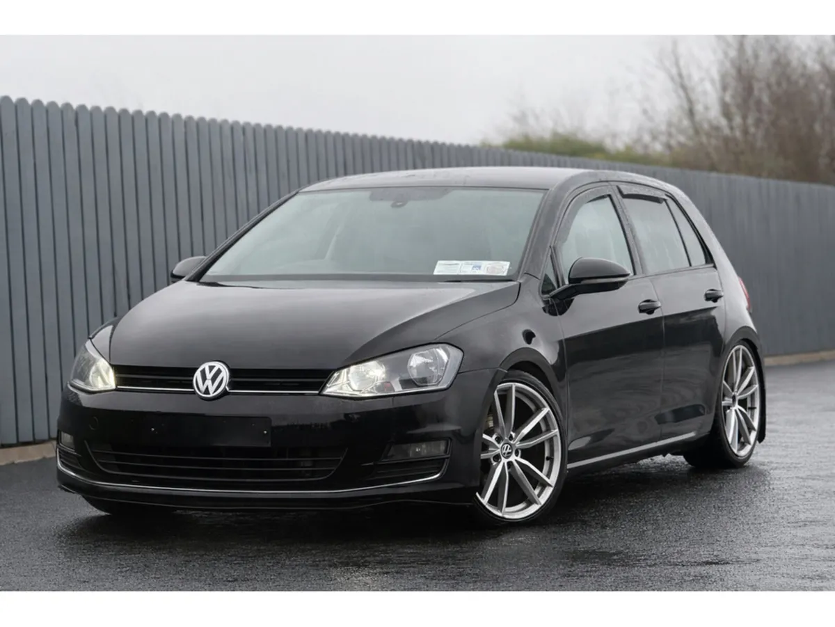 Volkswagen Golf HIGHLINE 1.6 TDI MANUAL 5SPEED - Image 1