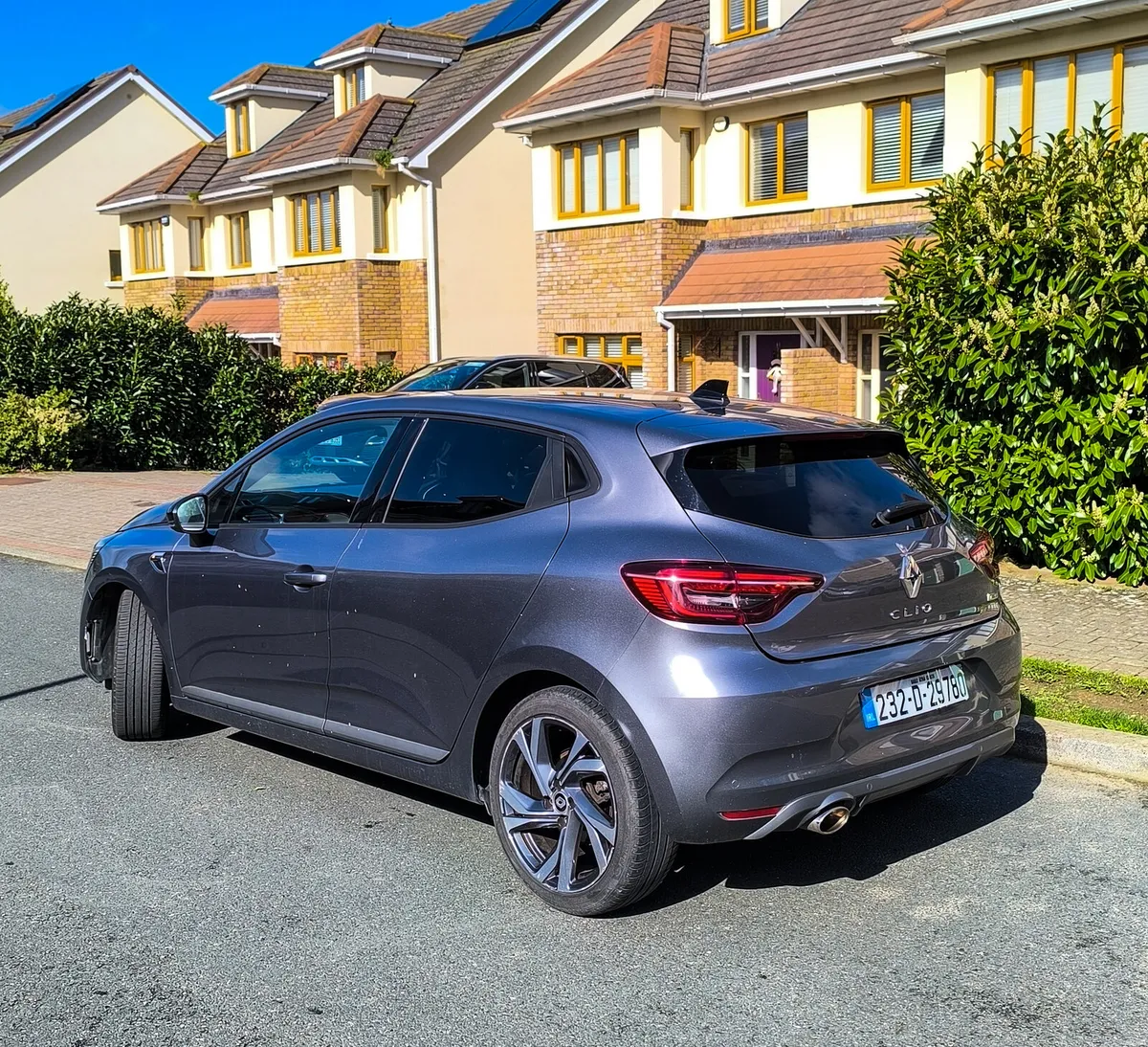 2023 Clio RS Line – High Spec Excellent Condition - Image 2
