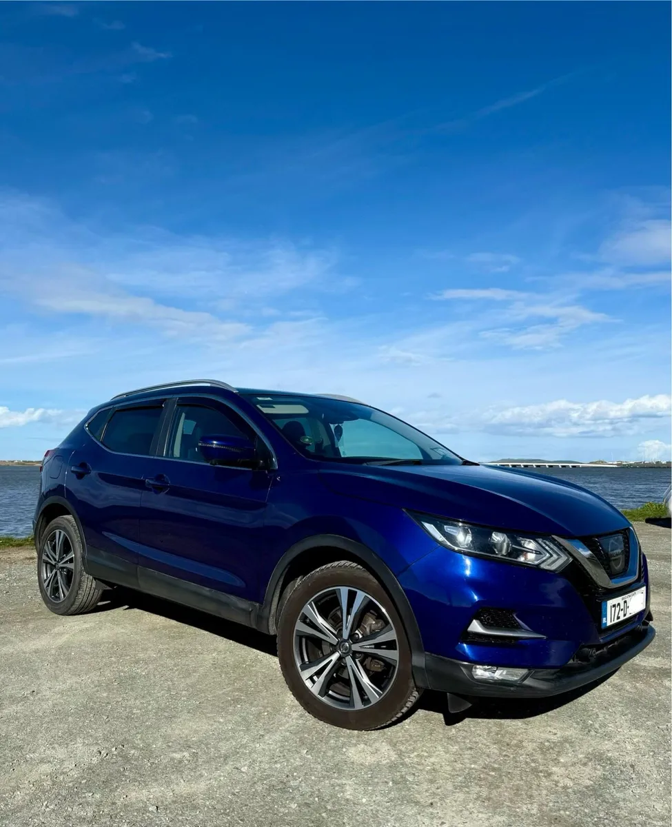 Nissan Qashqai LOW MILES / 360 Camera - Image 1