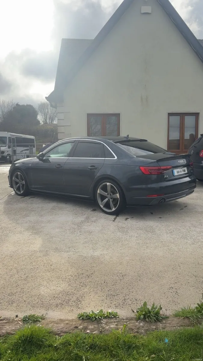 Audi a4 S Line - Image 4