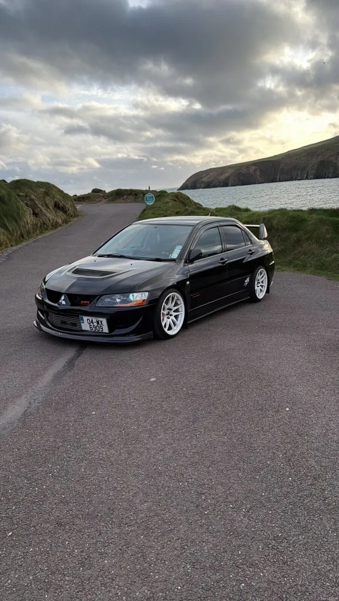 Mitsubishi Evo 8 - Image 1