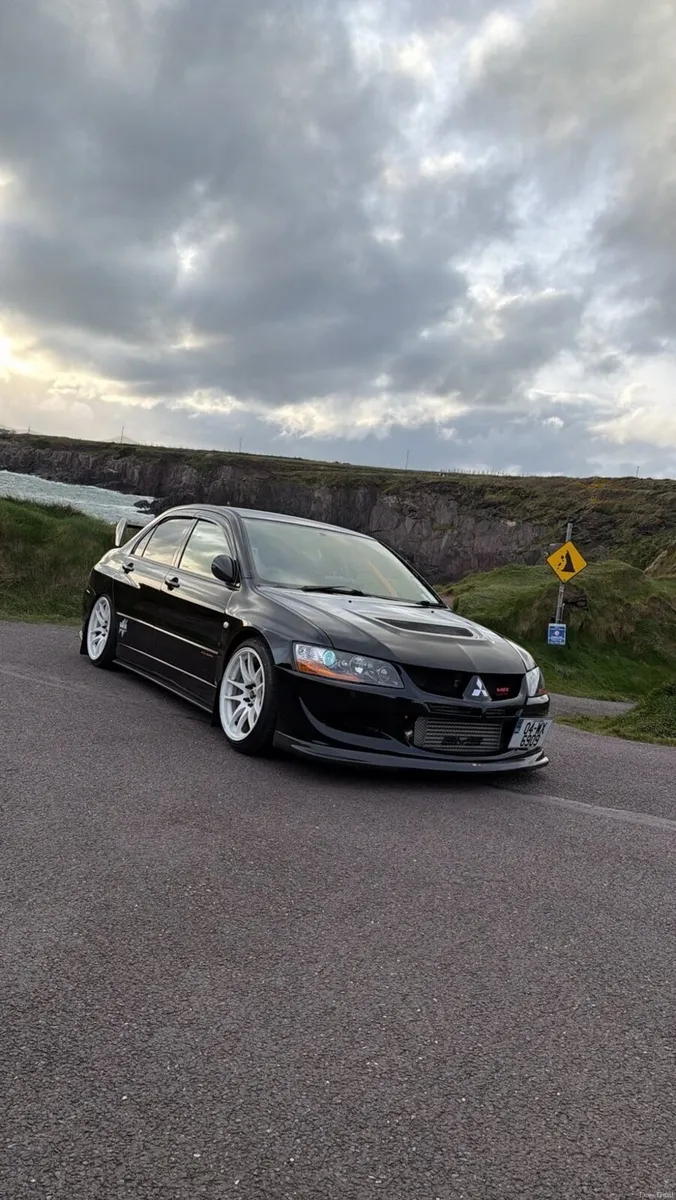 Mitsubishi Evo 8 - Image 3