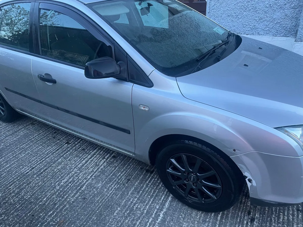 Ford Focus 2005 - Image 4