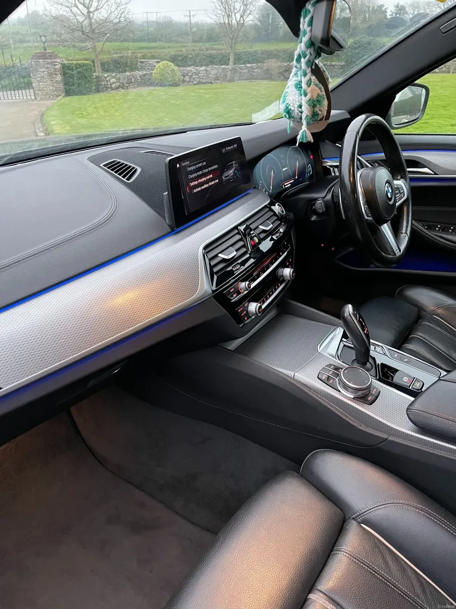 BMW 5 Series 530e M Sport - Image 3
