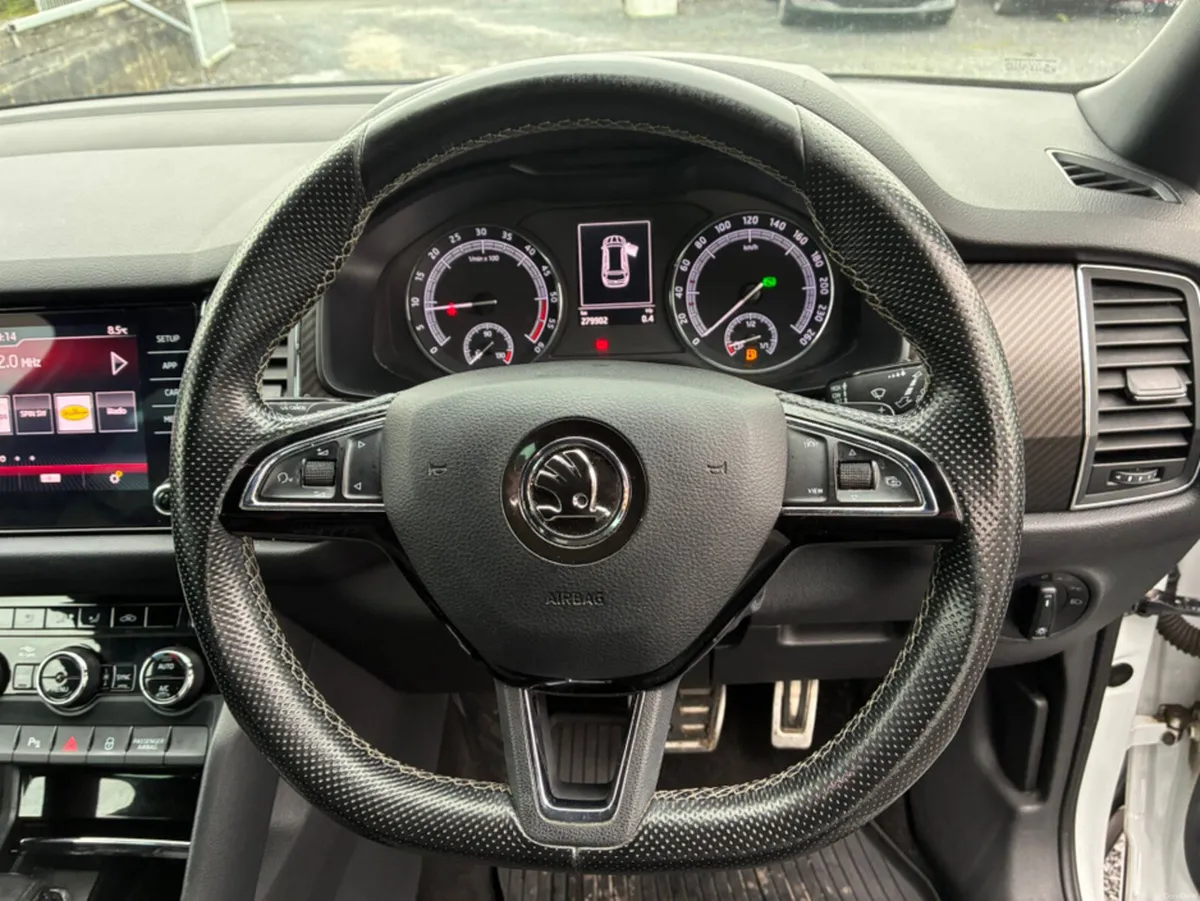 Skoda Kodiaq SPORTLINE (7 SEATER) DSG AUTO - Image 4