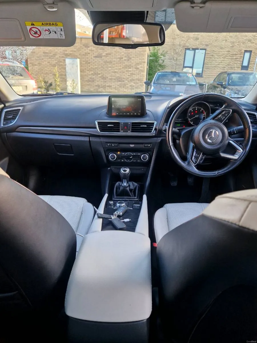 Mazda 3 platinum - Image 4