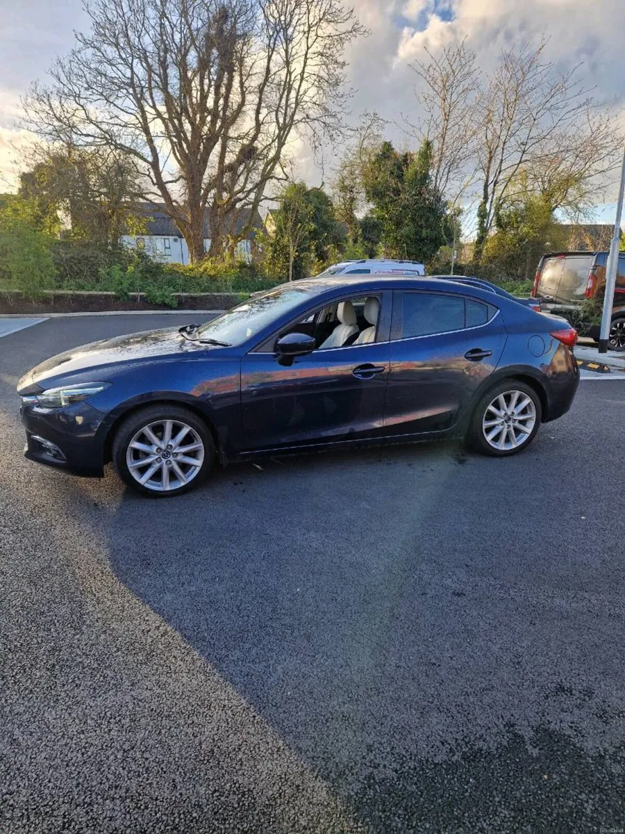 Mazda 3 platinum - Image 1
