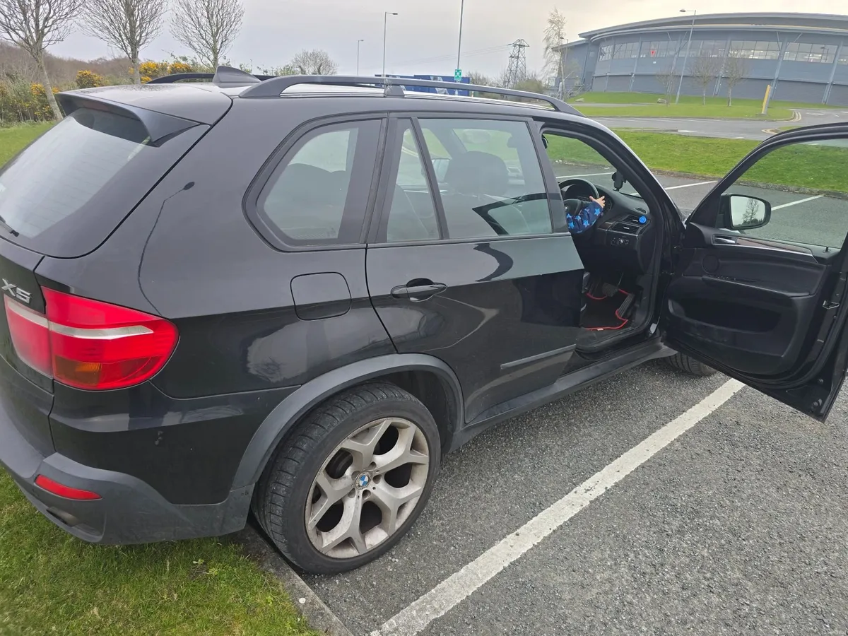 BMW X5 2009 - Image 3
