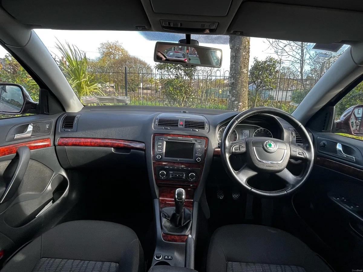 2011 Skoda Octavia 2.0 TDI - Image 3