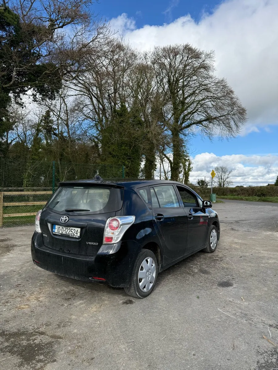 Toyota Corolla verso - Image 3